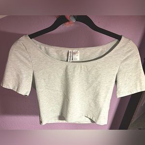 H&M Light Green Crop Top Tee S